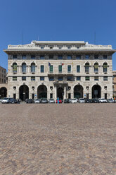 Italien, Ligurien, Genua, Piazza della Vittoria, Blick auf die Nationalbank - AMF001248