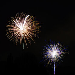 Deutschland, Minden, Herbstmesse, Feuerwerk - HOHF000261