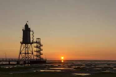 Germany, Lower saxony, Dorum, sunset, tideland, Lighthouse Obereversand - SJ000072