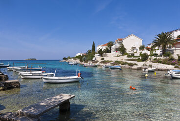 Croatia, Dalmatia, Rogoznica, Bay and harbour - AM001283