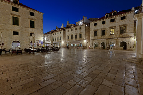 Kroatien, Dubrovnik, Blick auf die Altstadt, Luza-Platz, lizenzfreies Stockfoto