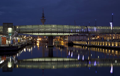 Deutschland, Bremerhaven, Museumshafen, Brücke - OLE000008