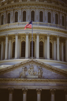 USA, Washington D.C., Außenansicht des Kapitols, Nahaufnahme - MBE000892