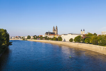 Germany, Saxony-Anhalt, Magdeburg, Cityscape with River Elbe, cathedral and monastery - WDF002076