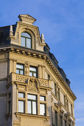 Germany, Saxony-Anhalt, Halle, Front of a restored town house - WD002022