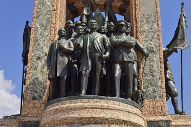 Turkey, Istanbul, Taksim Meydani or square, Monument with Kemal Atatuerk - ES000812