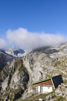 Spanien, Kantabrien, Nationalpark Picos de Europa, Bergstation El Cable - LA000307