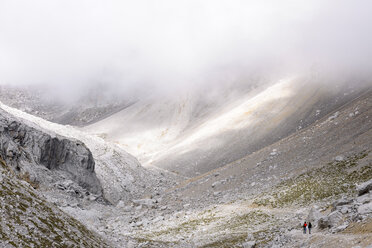 Spain, Cantabria, Picos de Europa National Park, Hiking area Los Urrieles - LA000331