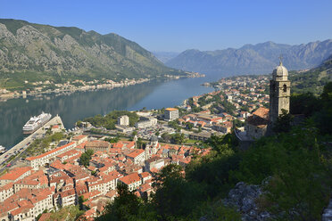 Montenegro, Crna Gora, Blick über die Altstadt und die Bucht von Kotor - ES000817
