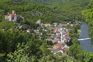 Österreich, Oberösterreich, Hardegg mit Schloss Hardegg, Fluss Thaya - GFF000322