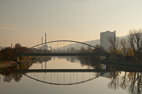 Deutschland, Baden-Württemberg, Stuttgart, Koenig-Karls-Brücke am Neckar, lizenzfreies Stockfoto