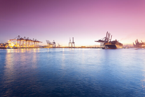 Deutschland, Hamburg, Parkhafen, Hafen, Elbe, Containerschiff - MSF003131