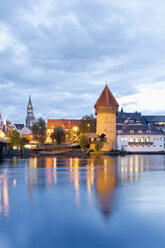 Deutschland, Baden-Württemberg, Constanze, Altstadt, Rhein, Rheintor-Turm und Münster im Hintergrund - MSF003140