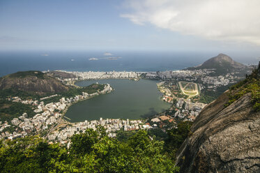 Brasilien, Rio de Janeiro, Corcovado, Blick auf die Stadt - AMCF000019