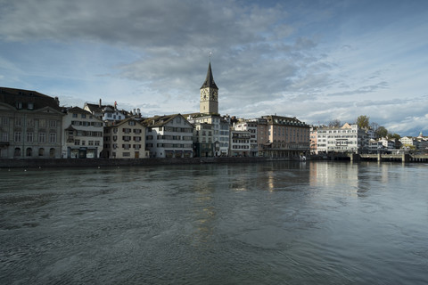 Schweiz, Kanton Zürich, Zürich, Altstadt und Limmat, lizenzfreies Stockfoto