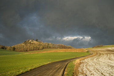 Germany, Baden-Wuerttemberg, Hegau, Country road to Maegdeberg - ELF000718