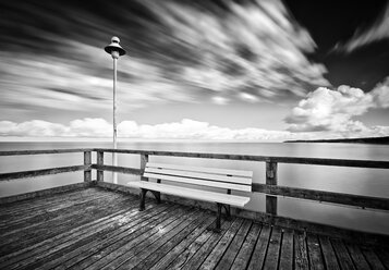 Germany, Mecklenburg-Western Pomerania, Usedom, pier with telescope, long exposure - WA000016