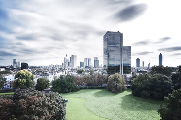 Deutschland, Hessen, Frankfurt, Blick auf die Stadt, Langzeitbelichtung - WAF000029