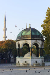 Türkei, Istanbul, Deutscher Springbrunnen am Hippodrom - LH000321