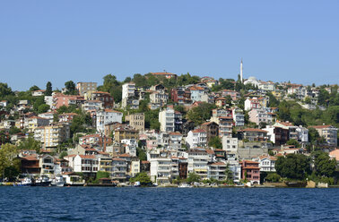 Türkei, Istanbul, Blick auf Sariyer - LH000338