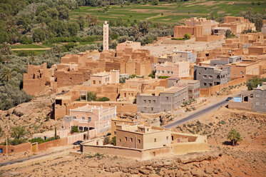 Afrika, Marokko, Souss-Massa-Draa, Tinghir, Blick auf die Oasenstadt Tinghir - WG000142