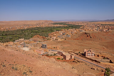 Afrika, Marokko, Souss-Massa-Draa, Tinghir, Blick auf die Oasenstadt Tinghir - WG000141