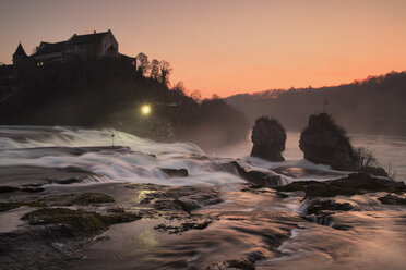 Schweiz, Schaffhausen, Rheinfall mit Schloss Laufen - ELF000724