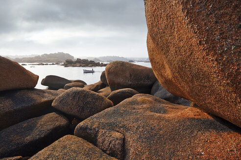 Frankreich, Bretagne, Perros-Guirec, Granitküste - BI000222