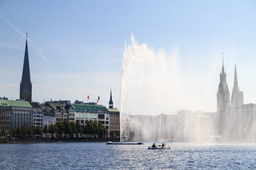 Deutschland, Hamburg, Binnenalster und Alsterbrunnen - KRP000051