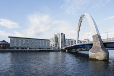 Großbritannien, Schottland, Glasgow, Fluss Clyde, Squinty Bridge, Clyde Arc - PAF000168