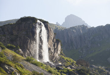 Schweiz, Urner Alpen, Wasserfälle am Sustenpass - WWF002963