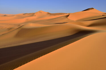 Algeria, Sahara, Tassili N'Ajjer National Park, View of sand dunes of Tehak - ES000864