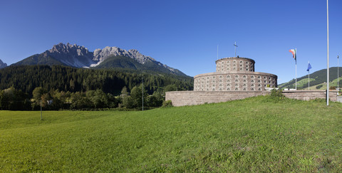 Italien, Südtirol, Innichen, Kriegerdenkmal, lizenzfreies Stockfoto