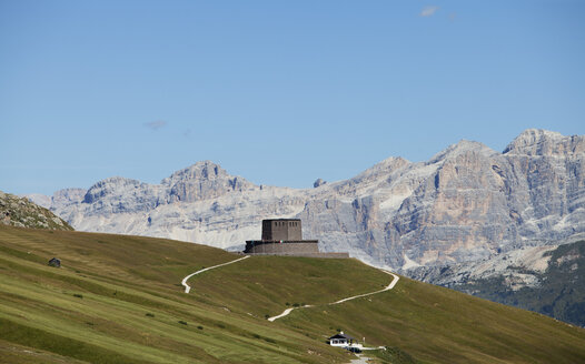 Italien, Trentino, Belluno, Soldatenfriedhof am Pordoi-Pass - WW003124