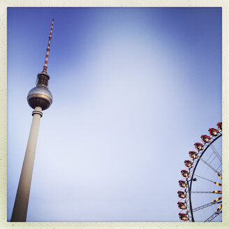 Ferris Wheel (Christmas market) and TV tower at Alexanderplatz, Germany, Berlin - ZMF000019