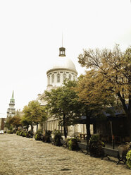 Bonsecours Market in the old town district of Montreal, Canada, Quebec, Montreal - SEF000204