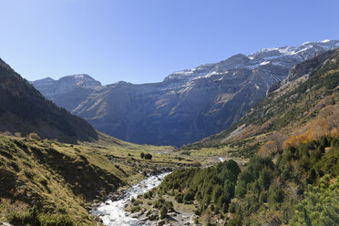 Spain, National Park Ordesa y Monte Perdido, River in Valley - LAF000505