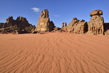 Algerien, Sahara, Nationalpark Tassili N'Ajjer, Sanddünen am Kessel - ES000897