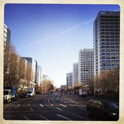 Leipziger Straße, eine der Hauptrouten in den Osten Berlins, Deutschland, Berlin. - ZMF000055