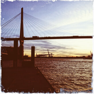 Köhlbrandbrücke über die Elbe, Deutschland, Hamburg - SEF000320