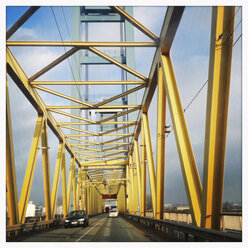 Kattwyck bridge, lifting bridge in the harbor of Hamburg, Germany, Hamburg - SEF000332