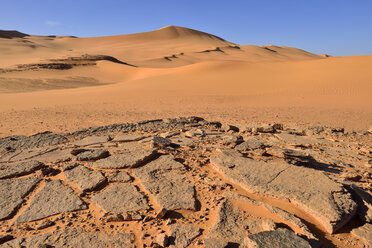 Algerien, Sahara, Tassili N'Ajjer National Park, Sanddünen von In Tehak - ES000915