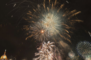 Portugal, Madeira, Funchal, Feuerwerk zu Silvester - HLF000338