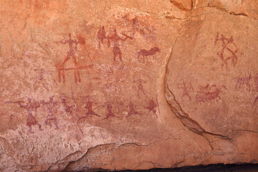 Algeria, Sahara, Tassili N'Ajjer National Park, Tadrart, rock painting of different periods, neolithic rockart - ES000947