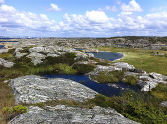 Felsenlandschaft auf Asperoe, Süd-Saeren Göteborg, Schweden - DISF000260