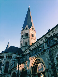 Bonner Muenster during the evening, Bonn, North Rhine-Westphalia, Germany - MEAF000028