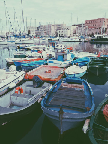 Boote im Yachthafen, Palermo, Sizilien, Italien, lizenzfreies Stockfoto