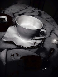 Tasse Kaffee, Noir-Stil, Palermo, Sizilien, Italien - MEAF000101