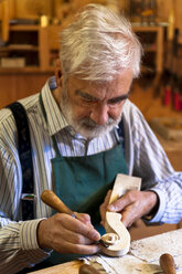 Violin maker at work - TCF003820