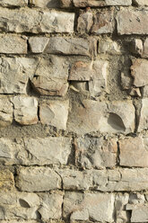 Germany, Baden-Wuerttemberg, stone wall, jurassic limestone - ELF000804